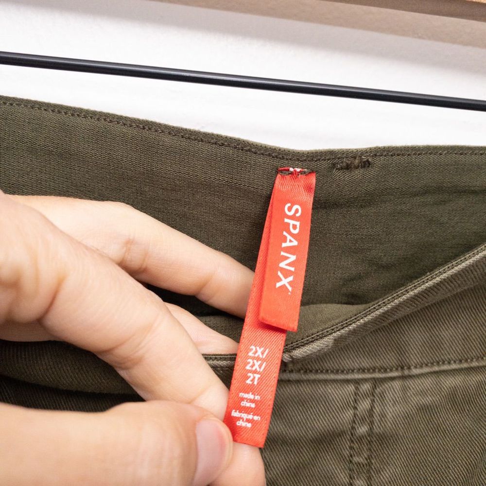 SPANX Stretch Twill Ankle Cargo Pants Size 2X - Picture 6 of 8
